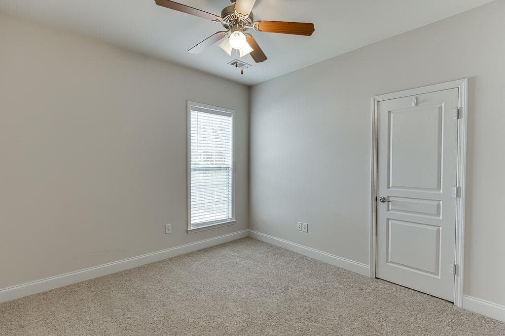 4 bedroom, 3 bathroom, 3,737 sq ft single family residence for sale at 6407 Lantern Ridge, Hoschton, GA 30548 — photo 10