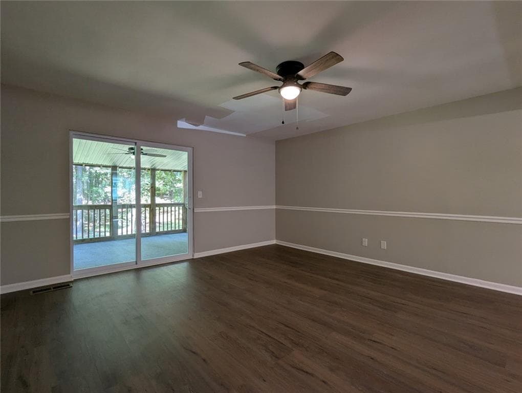 2 bedroom, 2 bathroom, 1,042 sq ft townhouse for sale at 502 Willow Way, Villa Rica, GA 30180 — photo 3
