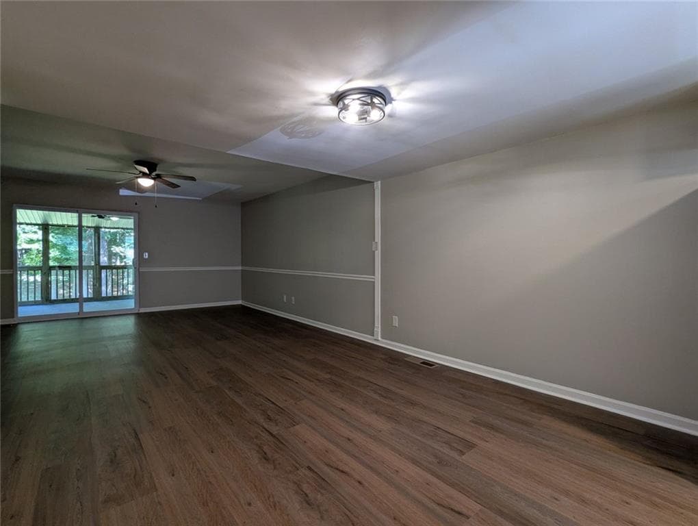 2 bedroom, 2 bathroom, 1,042 sq ft townhouse for sale at 502 Willow Way, Villa Rica, GA 30180 — photo 5