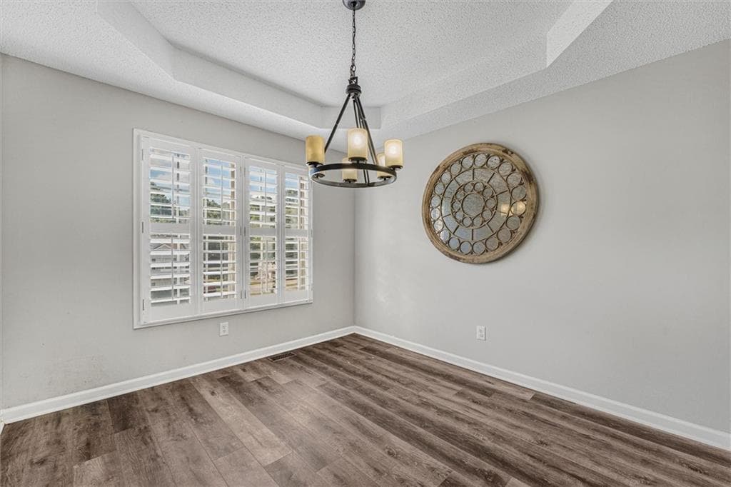 4 bedroom, 3 bathroom, 2,736 sq ft single family residence for sale at 448 Summer Creek Drive, Dallas, GA 30157 — photo 7
