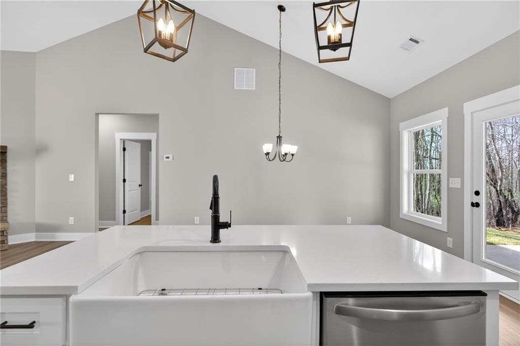 4 bedroom, 2 bathroom, 1,733 sq ft single family residence for sale at 698 Carter Mountain Road, Rockmart, GA 30153 — photo 7