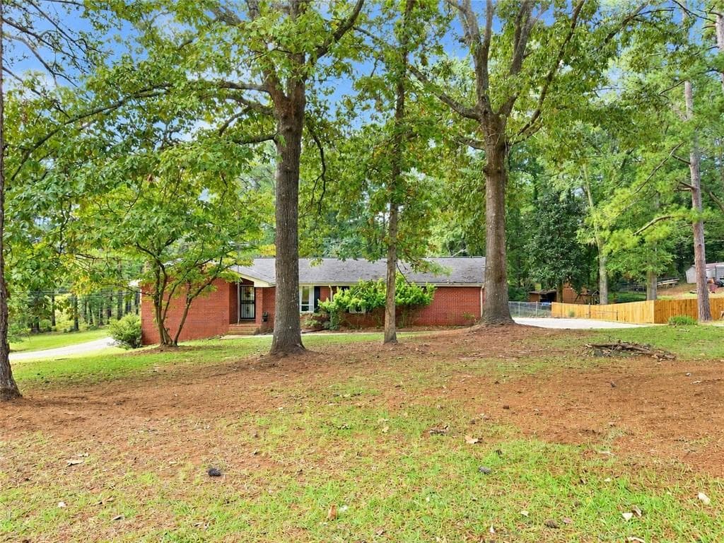 3 bedroom, 2 bathroom, 1,672 sq ft single family residence for sale at 80 Stagecoach Circle, Stockbridge, GA 30281 — photo 6