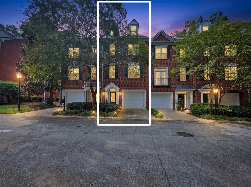 2 bedroom, 3 bathroom, 1,824 sq ft townhouse for sale at 1503 Waters Edge Trail, Roswell, GA 30075 — photo 2