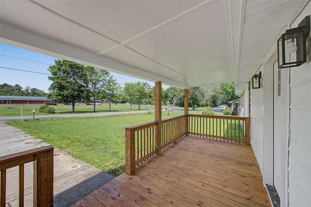 4 bedroom, 2 bathroom, 1,650 sq ft single family residence for sale at 54 Glenwood School Road, Rome, GA 30165 — photo 4