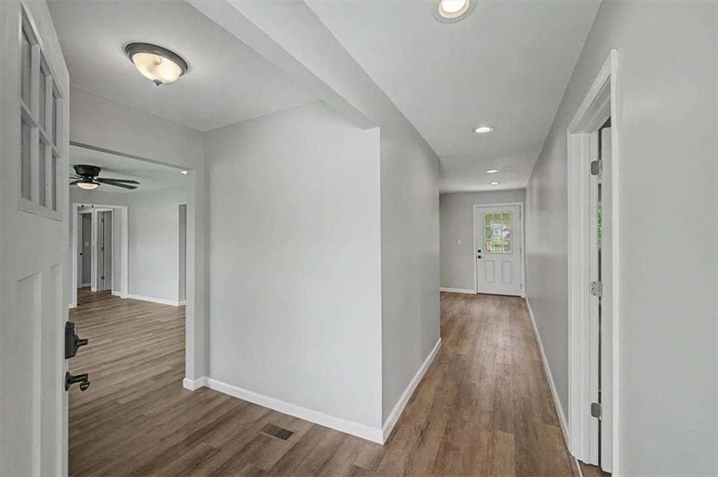 4 bedroom, 2 bathroom, 1,650 sq ft single family residence for sale at 54 Glenwood School Road, Rome, GA 30165 — photo 5