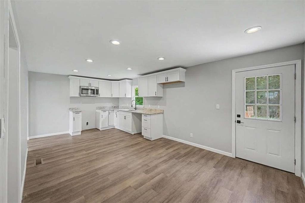 4 bedroom, 2 bathroom, 1,650 sq ft single family residence for sale at 54 Glenwood School Road, Rome, GA 30165 — photo 8