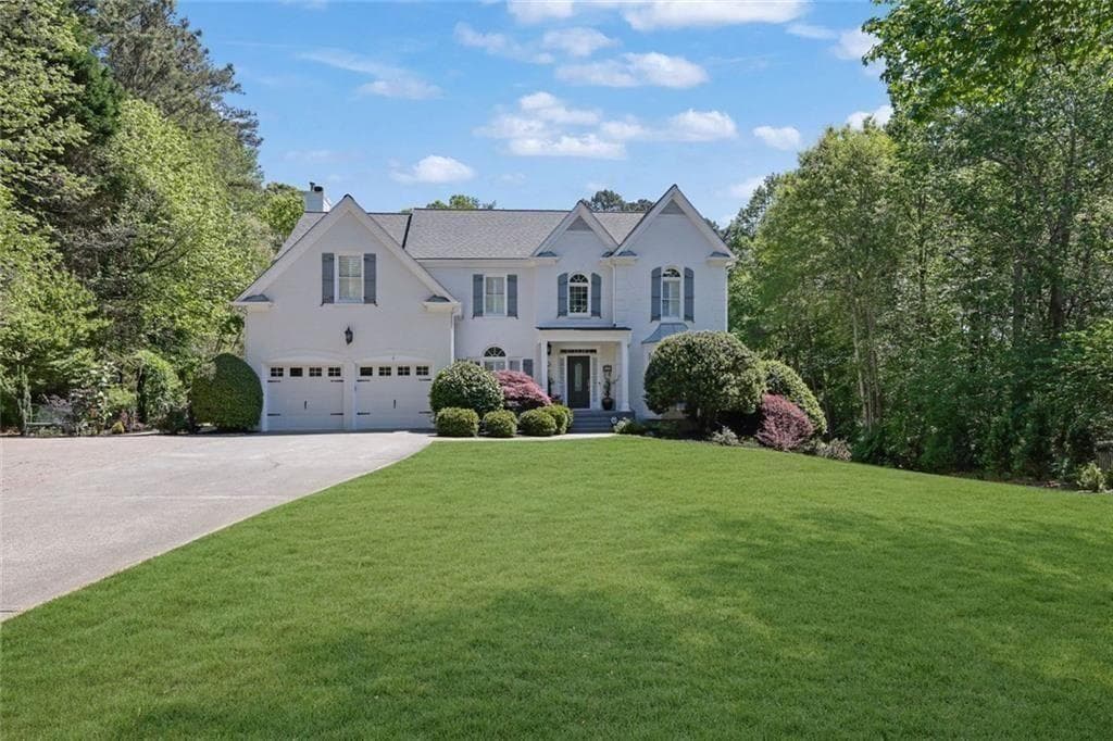 6 bedroom, 5 bathroom, 4,649 sq ft single family residence for sale at 520 Hopewell Downs Drive, Milton, GA 30004 — photo 1 of 76