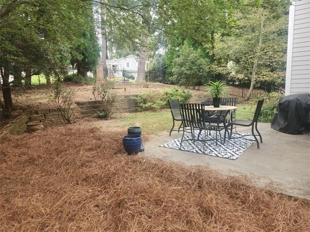 4 bedroom, 4 bathroom, 3,004 sq ft single family residence for sale at 1074 Greenglen Drive, Smyrna, GA 30080 — photo 10