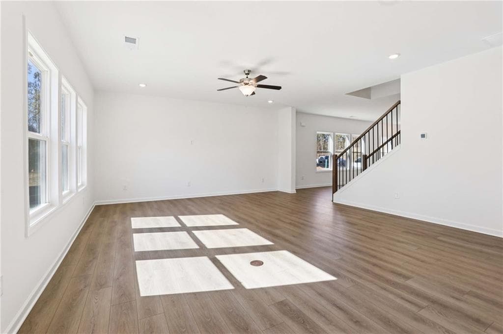5 bedroom, 4 bathroom, 3,358 sq ft single family residence for sale at 6234 Kismet Road, Buford, GA 30518 — photo 6