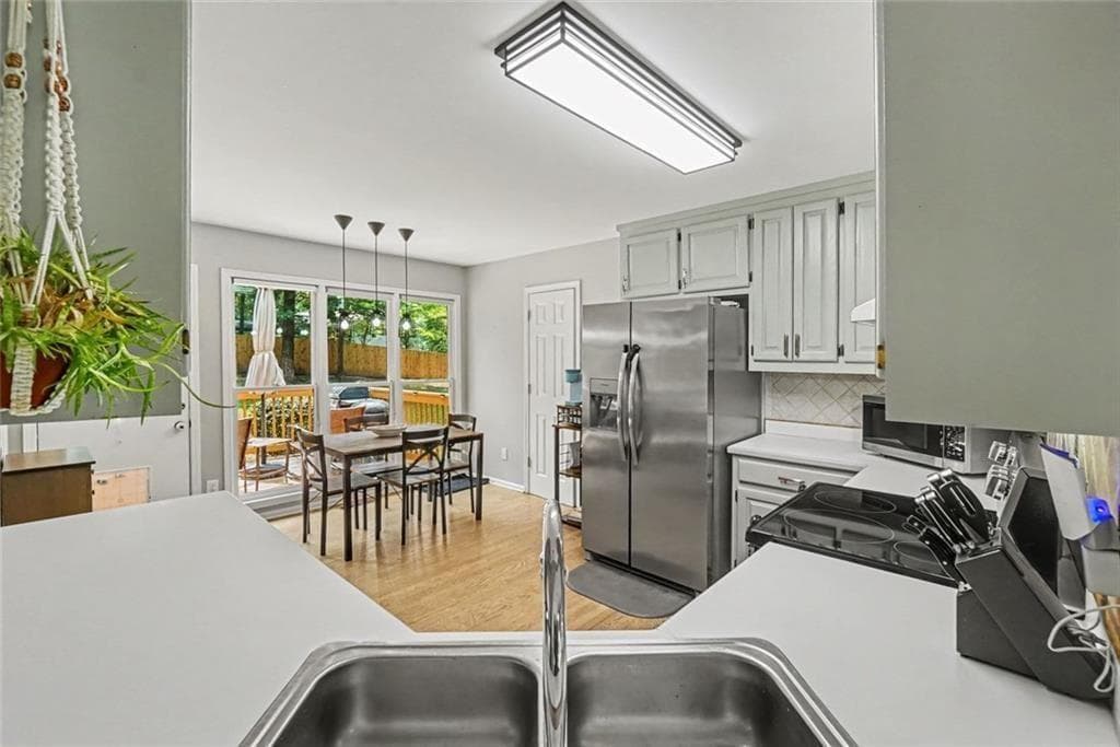 3 bedroom, 2 bathroom, 1,718 sq ft single family residence for sale at 148 Stanbrough Drive, Dallas, GA 30157 — photo 8