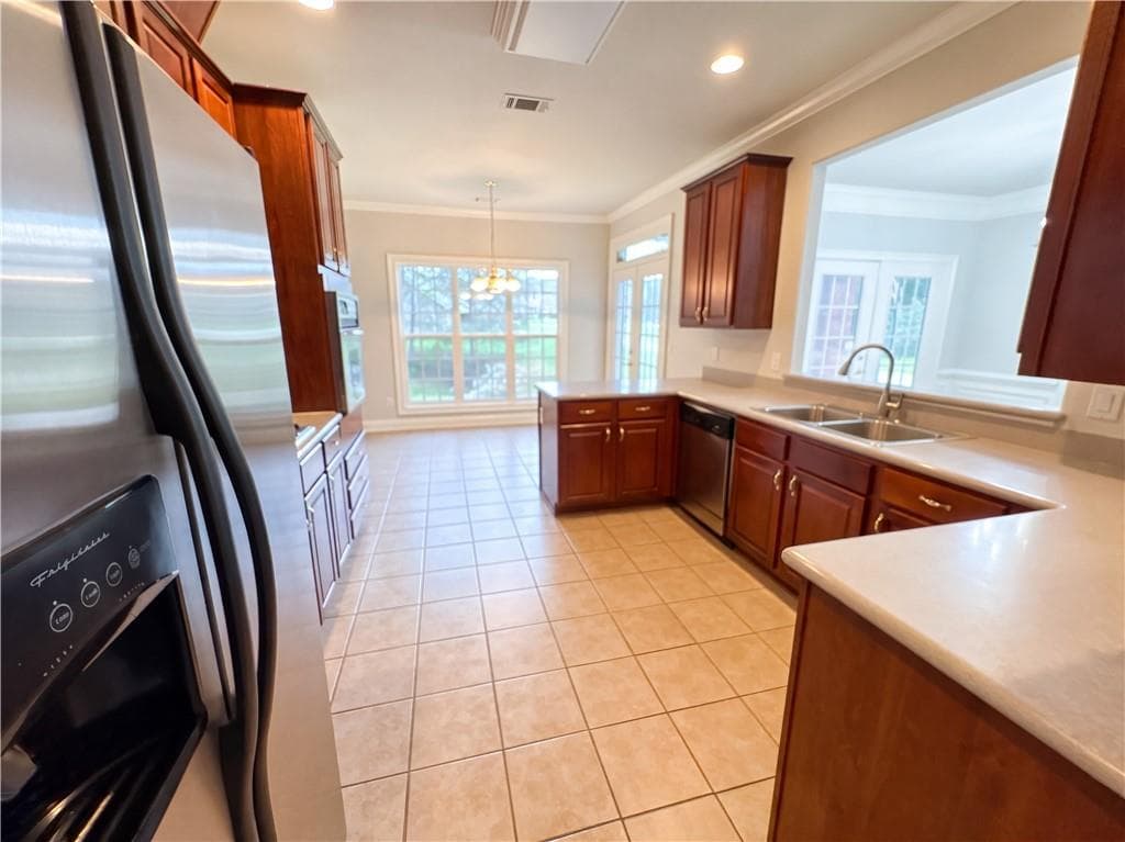4 bedroom, 3 bathroom, 2,517 sq ft single family residence for sale at 1930 Spivey Village Lane, Jonesboro, GA 30236 — photo 4