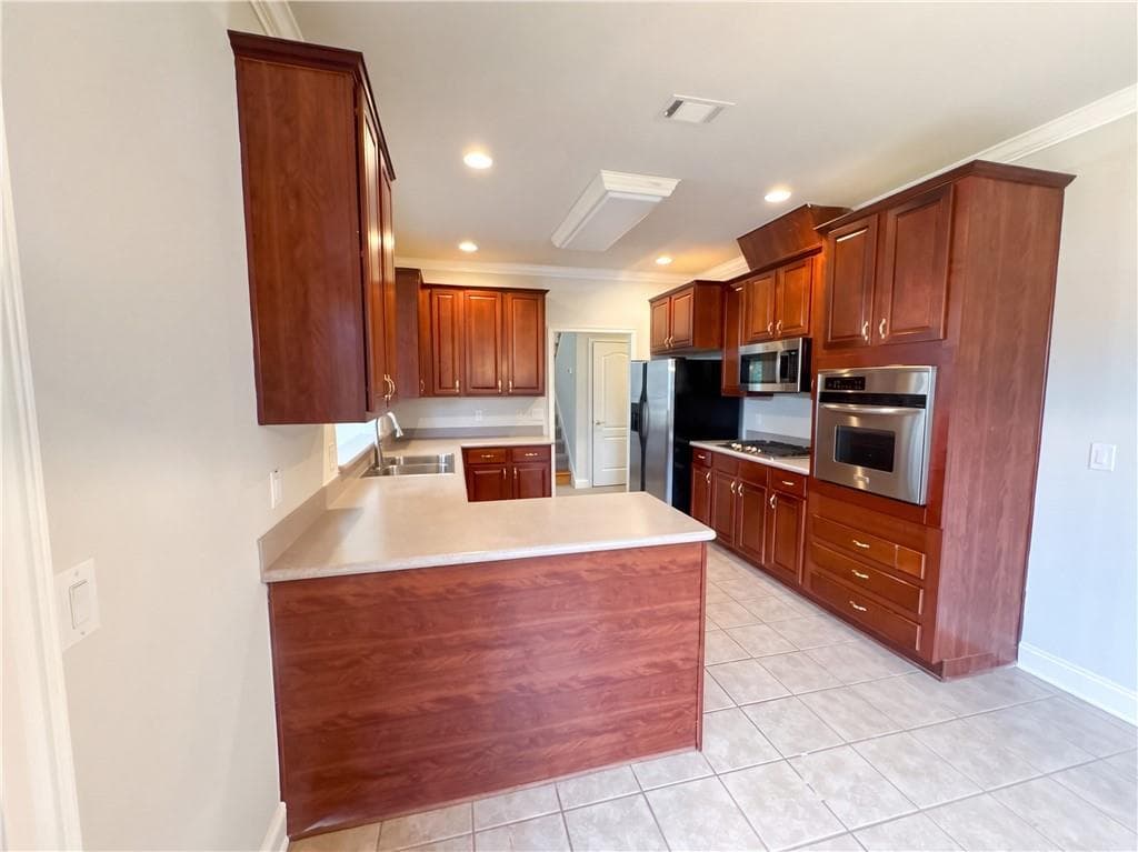 4 bedroom, 3 bathroom, 2,517 sq ft single family residence for sale at 1930 Spivey Village Lane, Jonesboro, GA 30236 — photo 5
