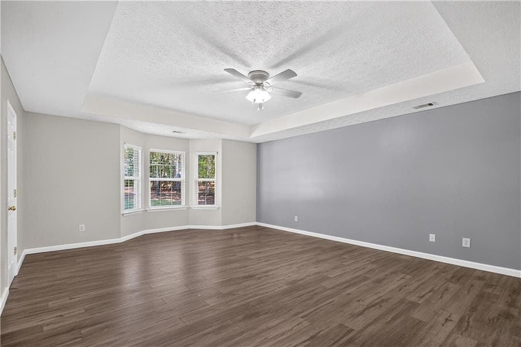 3 bedroom, 2 bathroom, 1,532 sq ft single family residence for sale at 316 Cobb Court, Hampton, GA 30228 — photo 10