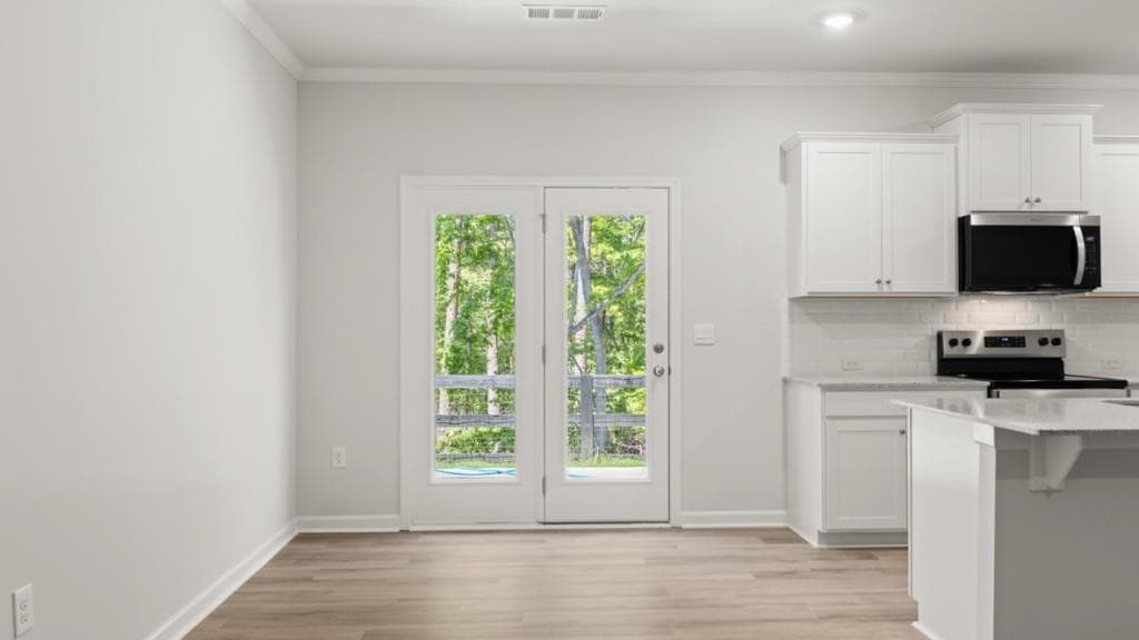 3 bedroom, 3 bathroom, 1,877 sq ft single family residence for sale at 4196 Kestrel Court, Gainesville, GA 30506 — photo 8