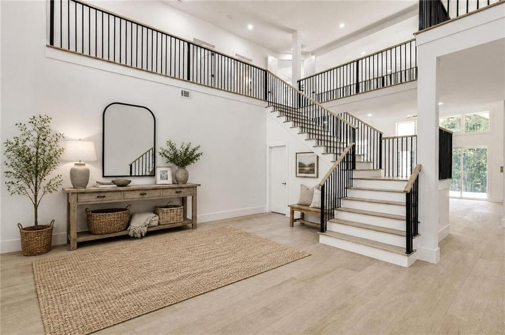 4 bedroom, 5 bathroom, 6,469 sq ft single family residence for sale at 5222 L J Martin Drive, Gainesville, GA 30507 — photo 7