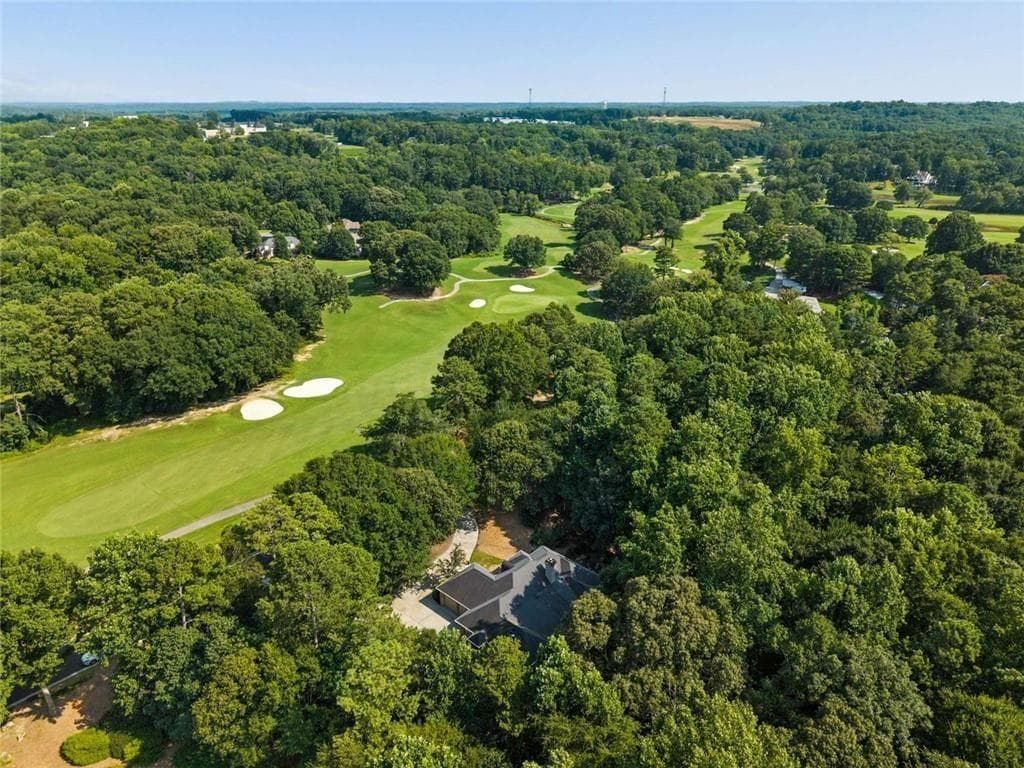 5 bedroom, 4 bathroom, 5,632 sq ft single family residence for sale at 5720 Golf Club Drive, Braselton, GA 30517 — photo 2