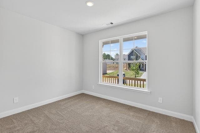 5 bedroom, 4 bathroom, 2,577 sq ft single family residence for sale at 47 Shelby Court, Commerce, GA 30529 — photo 5