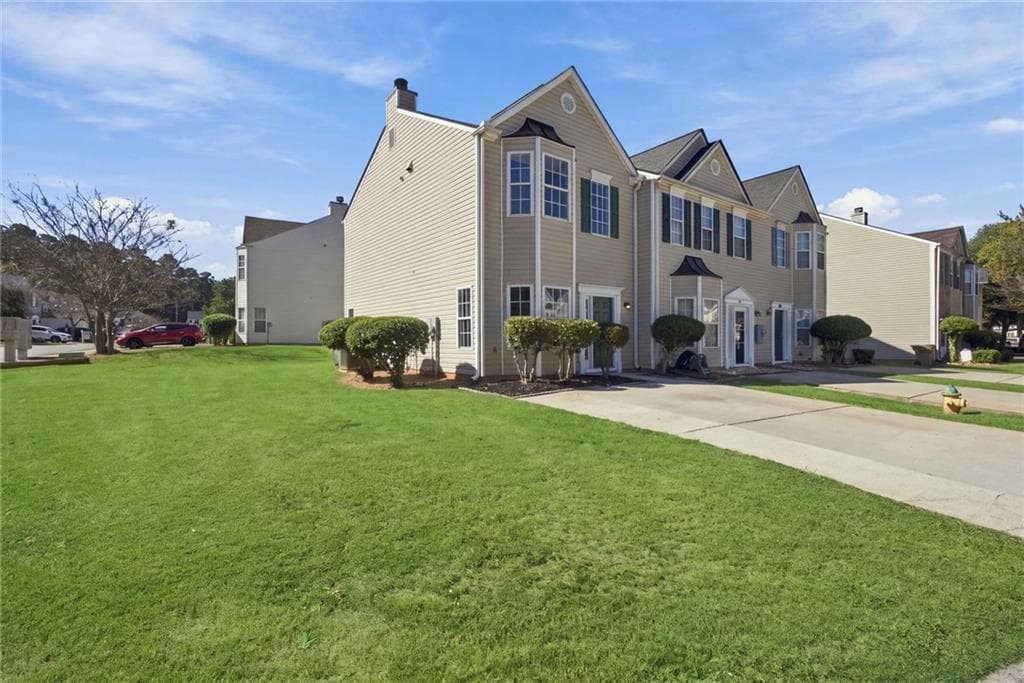 2 bedroom, 3 bathroom townhouse for sale at 104 Benfield Circle, Cartersville, GA 30121 — photo 3