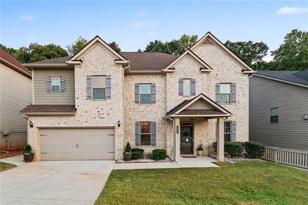 6 bedroom, 4 bathroom, 4,122 sq ft single family residence for sale at 5219 Tye Trail, Fairburn, GA 30213