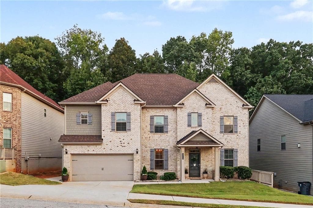 6 bedroom, 4 bathroom, 4,122 sq ft single family residence for sale at 5219 Tye Trail, Fairburn, GA 30213 — photo 8