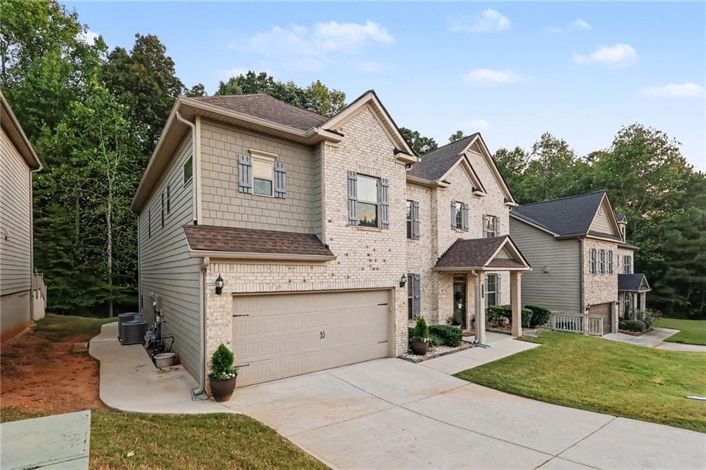 6 bedroom, 4 bathroom, 4,122 sq ft single family residence for sale at 5219 Tye Trail, Fairburn, GA 30213 — photo 10