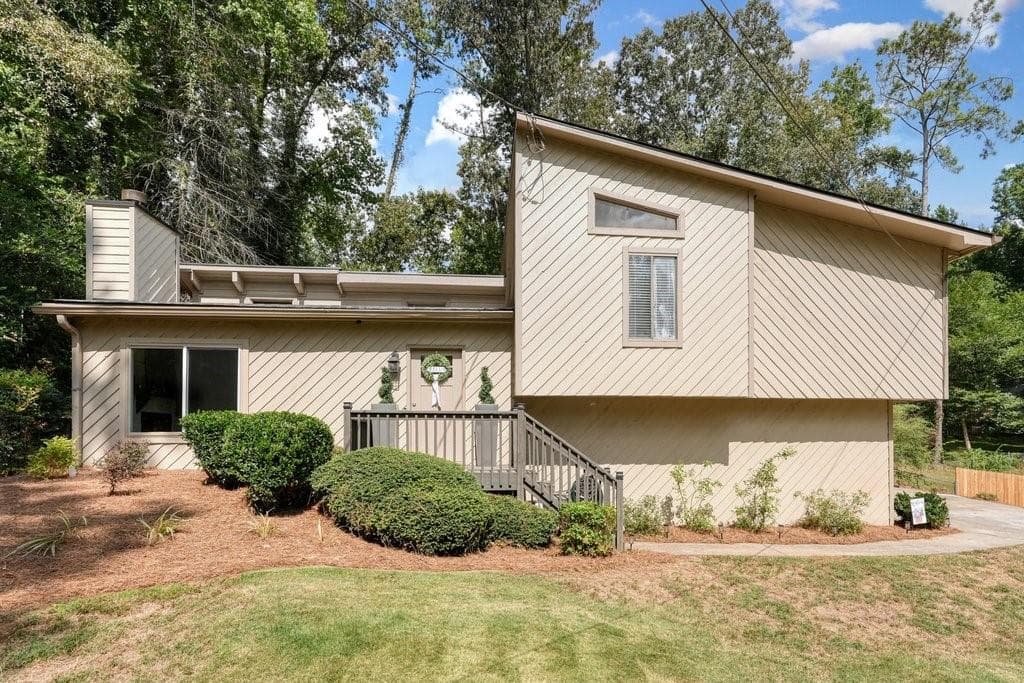 3 bedroom, 2 bathroom, 1,437 sq ft single family residence for sale at 1755 Jody Drive, Marietta, GA 30066