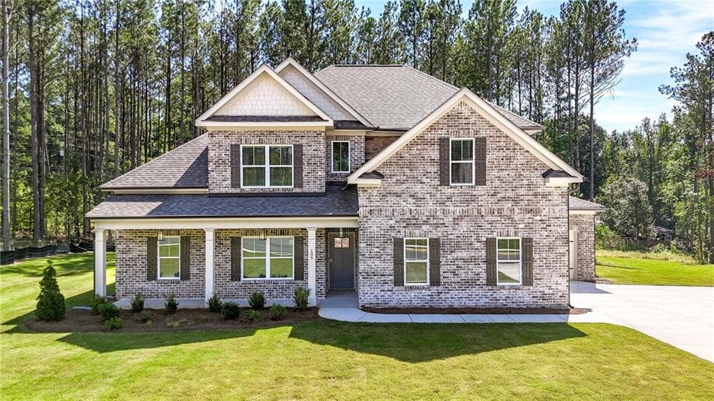 4 bedroom, 4 bathroom, 2,800 sq ft single family residence for sale at 105 Southview Drive, Ellenwood, GA 30294