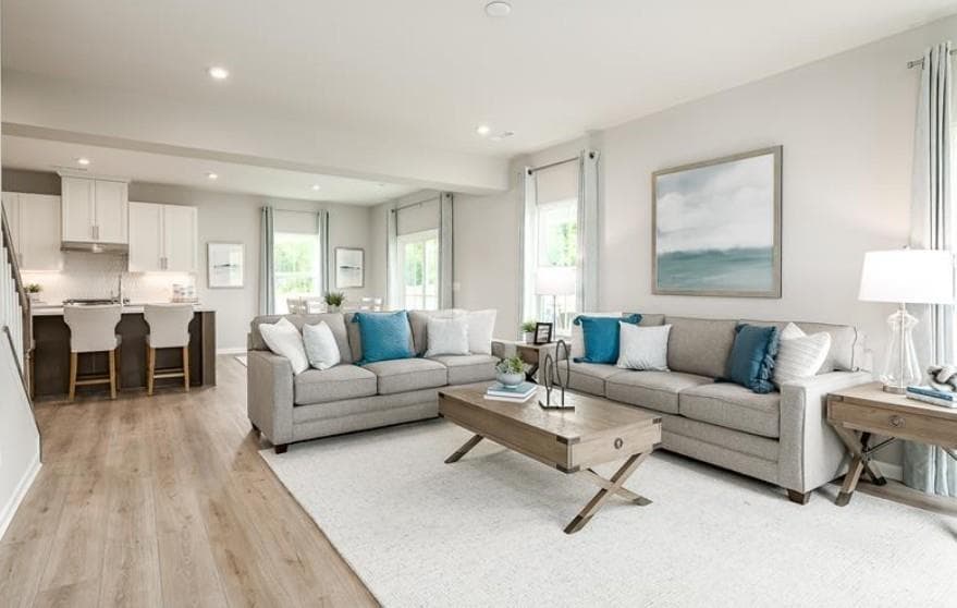 4 bedroom, 3 bathroom, 2,114 sq ft single family residence for sale at 303 Oakleigh Drive, Calhoun, GA 30701 — photo 6