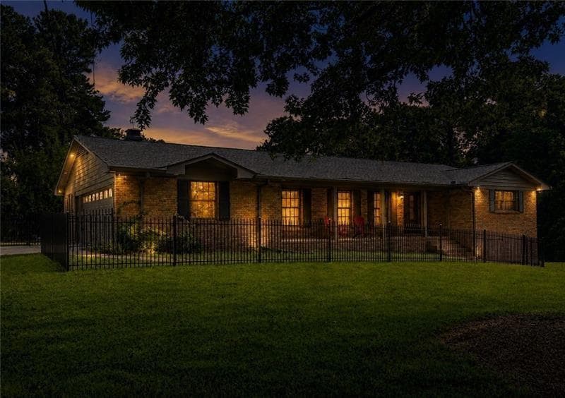 5 bedroom, 3 bathroom, 2,088 sq ft single family residence for sale at 381 Chicopee Drive, Marietta, GA 30060 — photo 3