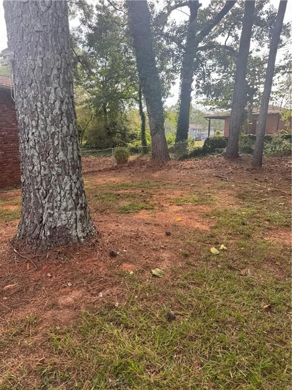 3 bedroom, 2 bathroom, 1,141 sq ft single family residence for sale at 3530 Kenland Road, Smyrna, GA 30082 — photo 8