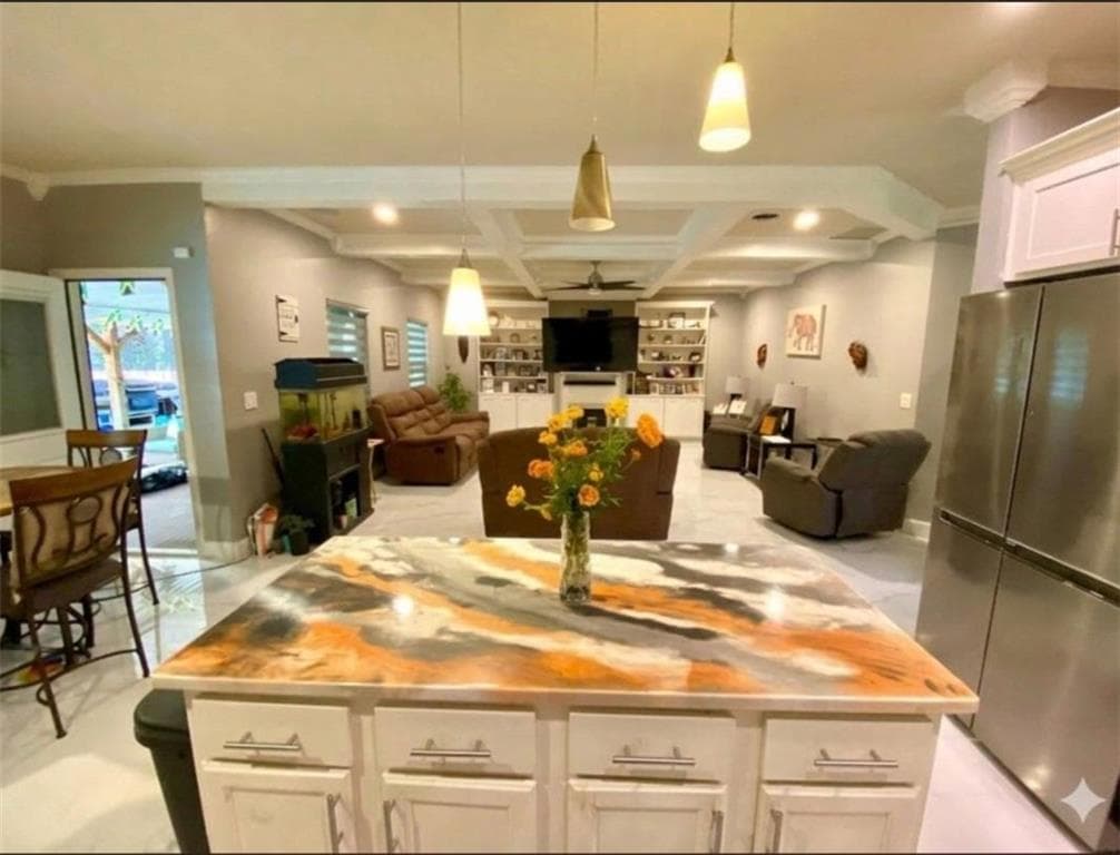 5 bedroom, 3 bathroom, 3,266 sq ft single family residence for sale at 500 Saint Helen Way Way, Fairburn, GA 30213 — photo 4