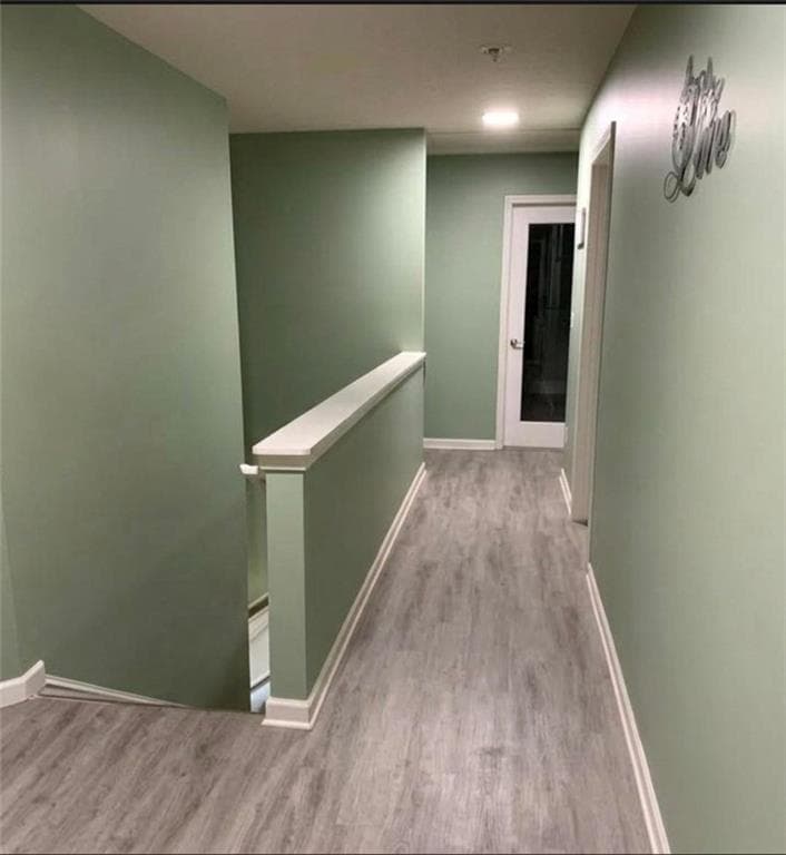5 bedroom, 3 bathroom, 3,266 sq ft single family residence for sale at 500 Saint Helen Way Way, Fairburn, GA 30213 — photo 8