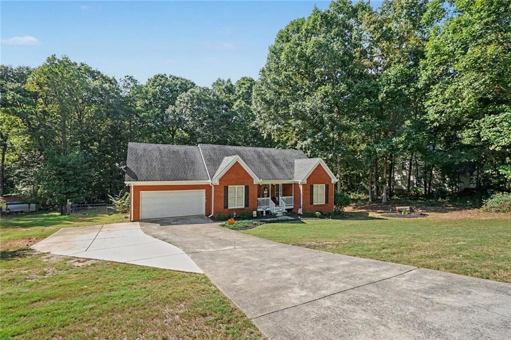 3 bedroom, 2 bathroom, 1,564 sq ft single family residence for sale at 4100 Jewel Ridge, Monroe, GA 30655 — photo 6