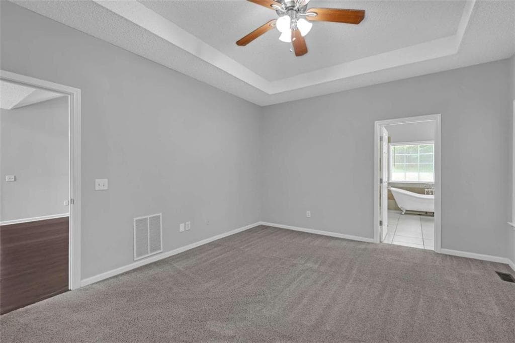 4 bedroom, 2 bathroom, 2,105 sq ft single family residence for sale at 2698 Old Stagecoach Way, Douglasville, GA 30135 — photo 10