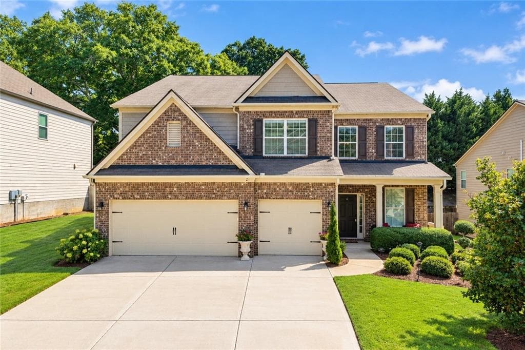 5 bedroom, 4 bathroom, 3,788 sq ft home for sale at 5765 Willow Oak Pass, Cumming, GA