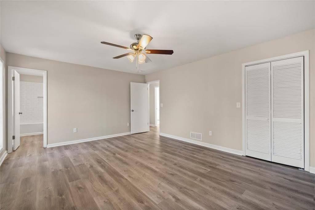 4 bedroom, 3 bathroom, 2,340 sq ft single family residence for sale at 2673 Deerfield Circle, Marietta, GA 30064 — photo 9