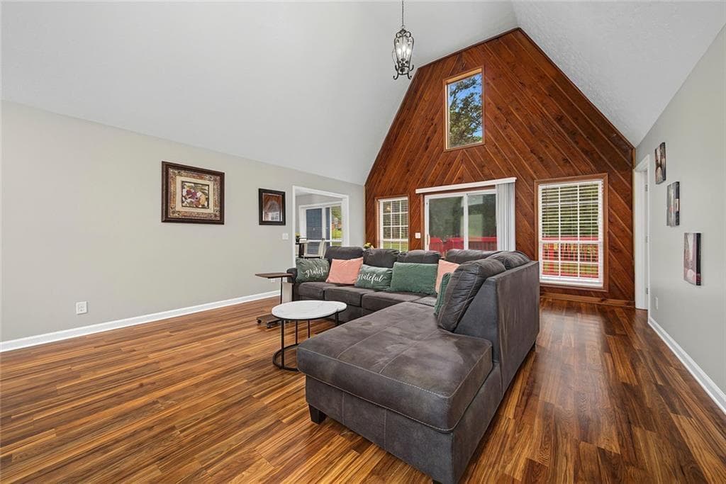 4 bedroom, 3 bathroom, 2,923 sq ft single family residence for sale at 3202 Beaver Drive, Douglasville, GA 30135 — photo 8