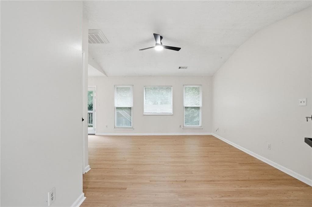 3 bedroom, 2 bathroom, 1,676 sq ft single family residence for sale at 6839 Silver Maple Drive, Rex, GA 30273 — photo 3