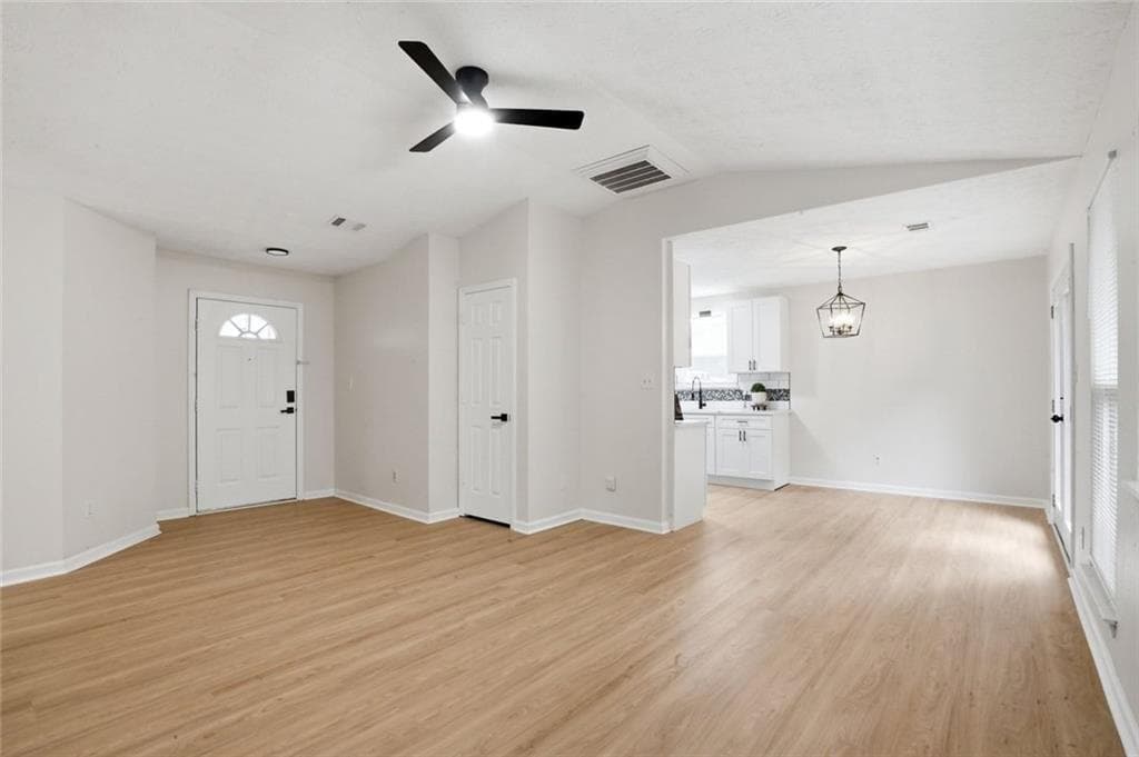 3 bedroom, 2 bathroom, 1,676 sq ft single family residence for sale at 6839 Silver Maple Drive, Rex, GA 30273 — photo 4
