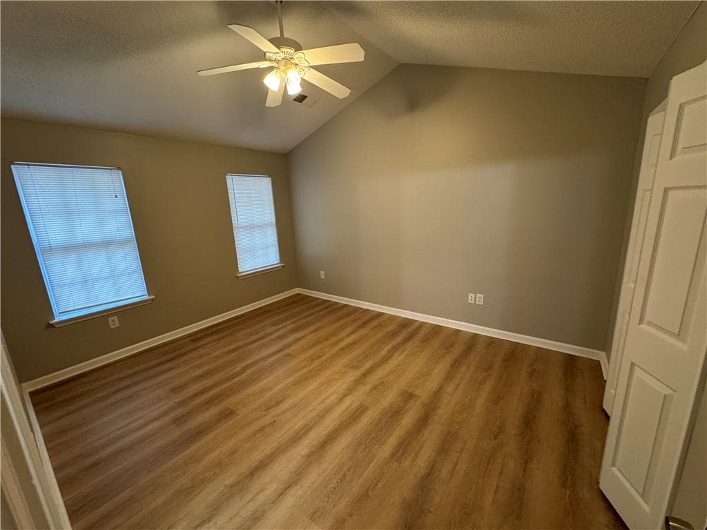 2 bedroom, 2 bathroom, 860 sq ft townhouse for rent at 113 W Sellers Street B, Jasper, GA 30143 for $1,350 a month — photo 5