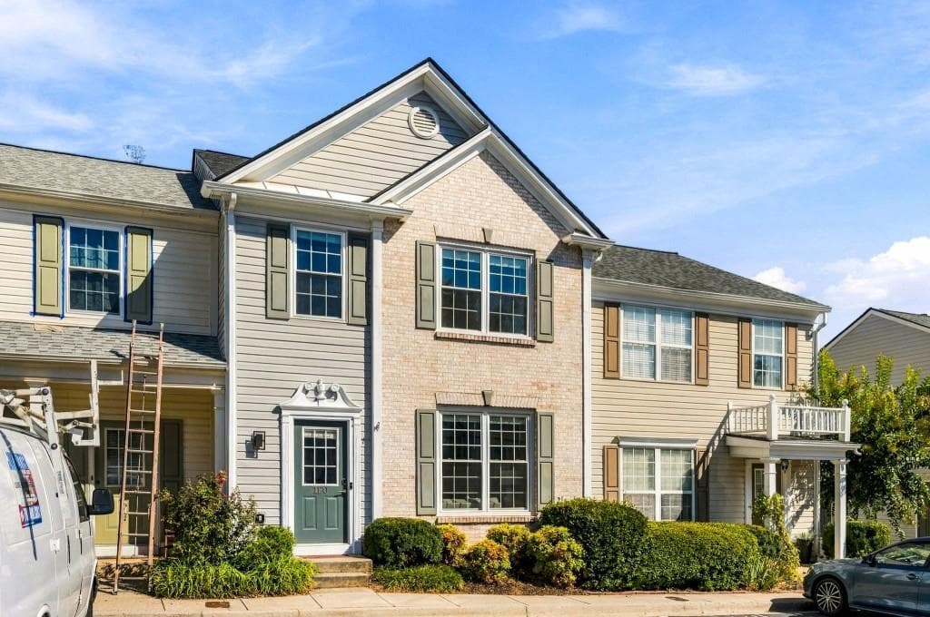3 bedroom, 3 bathroom, 1,370 sq ft home for sale at 1170 Kilmington Court, Alpharetta, GA