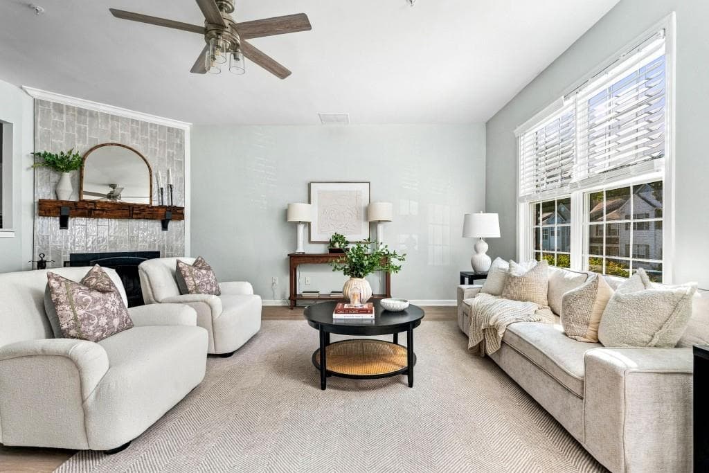 3 bedroom, 3 bathroom, 1,370 sq ft townhouse for sale at 1170 Kilmington Court, Alpharetta, GA 30009 — photo 5