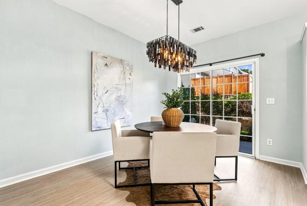 3 bedroom, 3 bathroom, 1,370 sq ft townhouse for sale at 1170 Kilmington Court, Alpharetta, GA 30009 — photo 10
