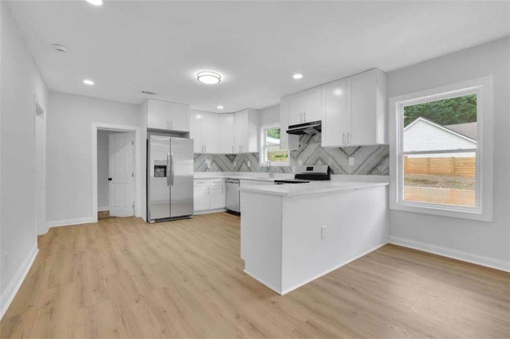 4 bedroom, 5 bathroom, 2,020 sq ft single family residence for sale at 3953 Rhyne Way Se, Smyrna, GA 30080 — photo 7