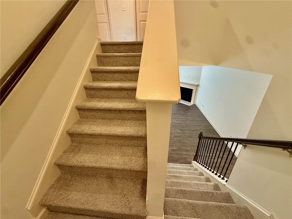 3 bedroom, 3 bathroom, 1,962 sq ft single family residence for sale at 156 Woodhouse Circle, Acworth, GA 30102 — photo 6