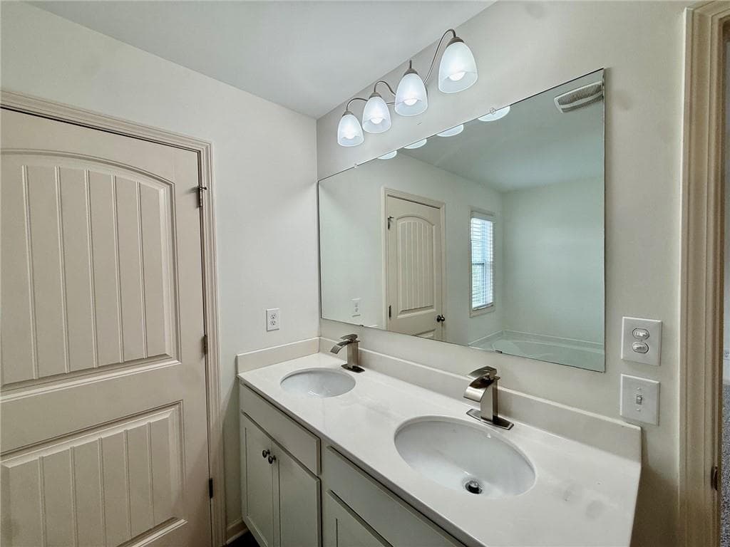 3 bedroom, 3 bathroom, 1,962 sq ft single family residence for sale at 156 Woodhouse Circle, Acworth, GA 30102 — photo 9