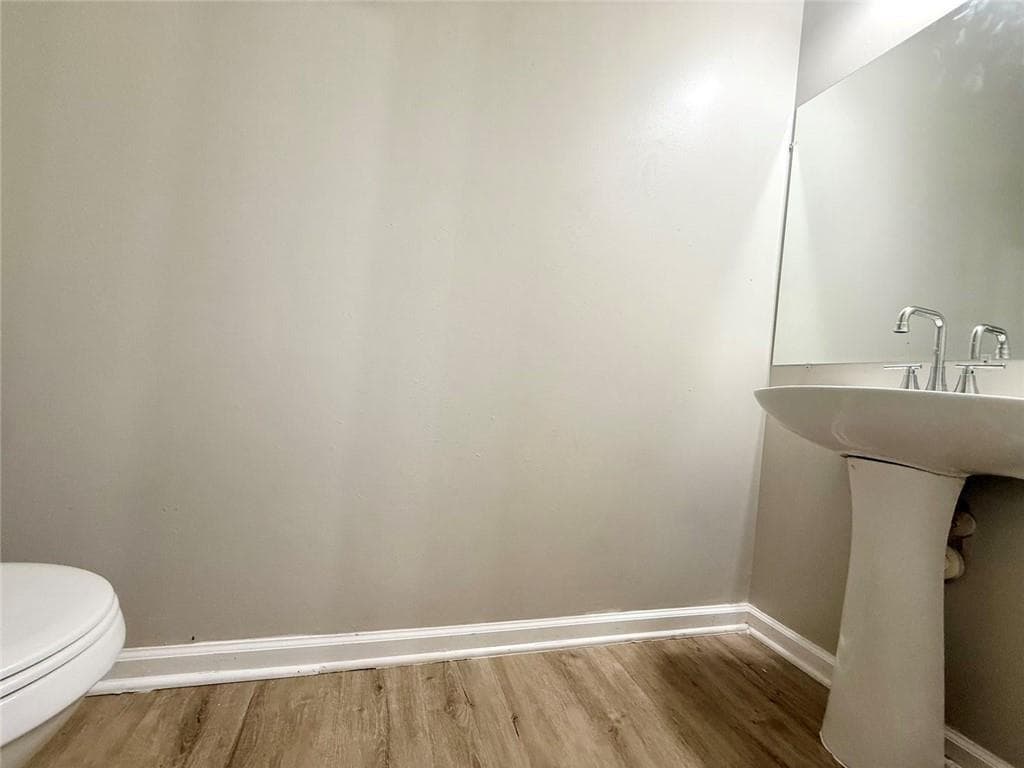 3 bedroom, 3 bathroom, 1,460 sq ft townhouse for rent at 2154 Olmadison View, Atlanta, GA 30349 for $1,895 a month — photo 8