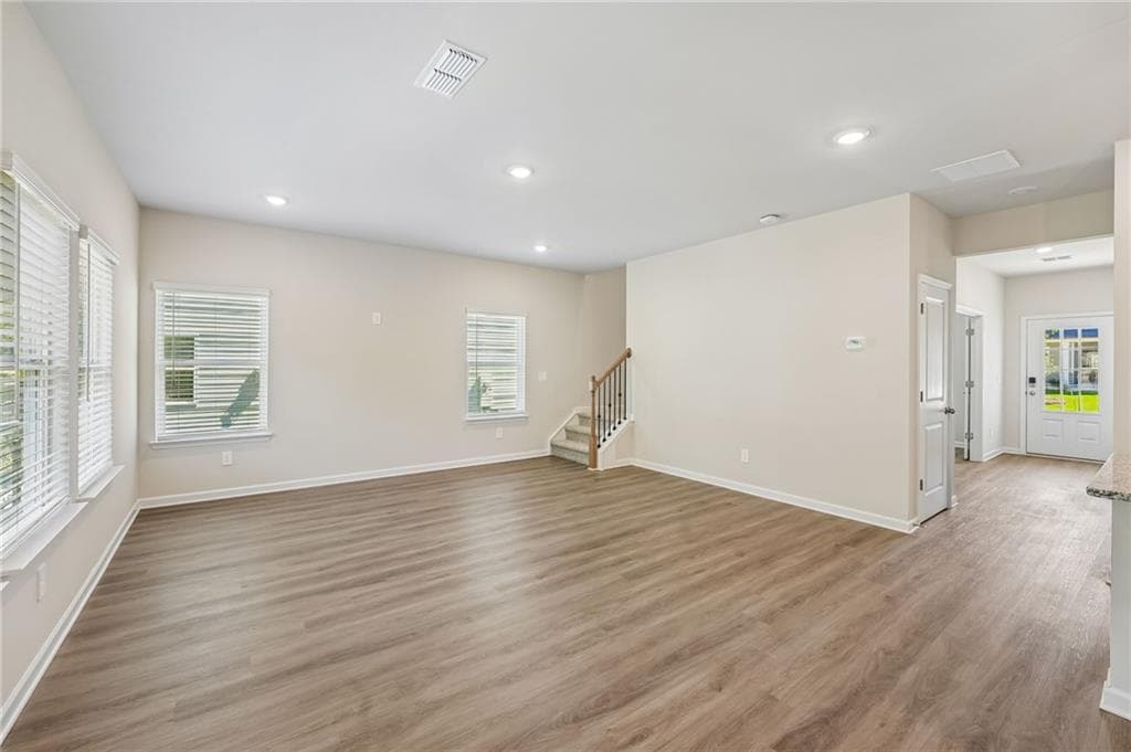 5 bedroom, 4 bathroom, 3,312 sq ft single family residence for sale at 158 Proust Circle, Dallas, GA 30132 — photo 9