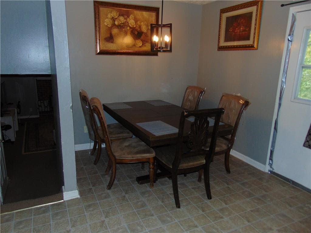 3 bedroom, 2 bathroom, 1,452 sq ft single family residence for sale at 1187 Mannbrook Drive, Stone Mountain, GA 30083 — photo 4