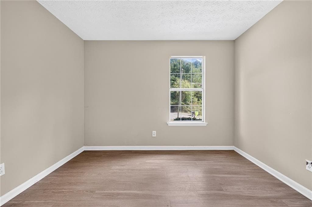 3 bedroom, 2 bathroom, 1,800 sq ft single family residence for sale at 6169 Fay Court, Rex, GA 30273 — photo 9